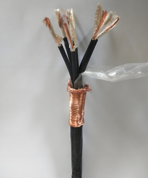 金聯(lián)宇電纜分析電纜護(hù)套越厚質(zhì)量就越好嗎？其實(shí)不然！.jpg